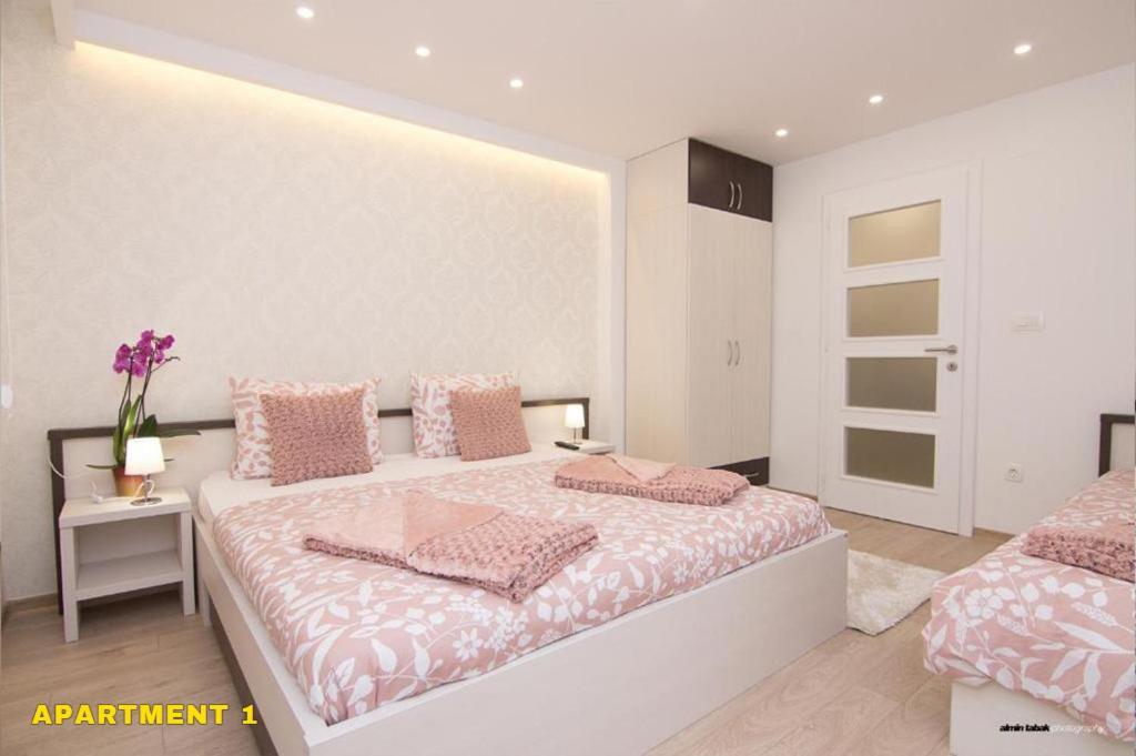 Residence 14 Сараево Екстериор снимка